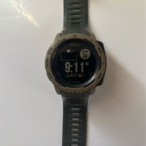 Garmin instinct tactical in good condition.